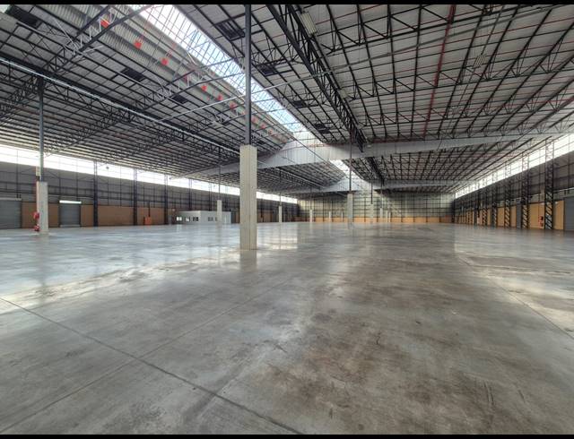 13,926M² WAREHOUSE TO LET IN GOSFORTH PARK